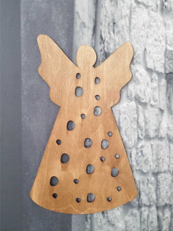 Anioł dziurki 2.jpg