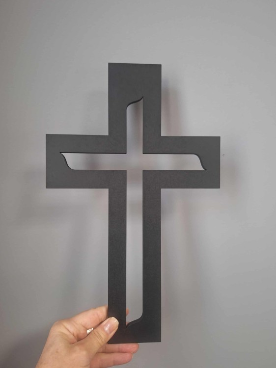 krzyż na ścianę .jpeg