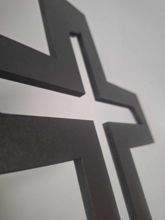 dekoracja ażurowa na ścianę