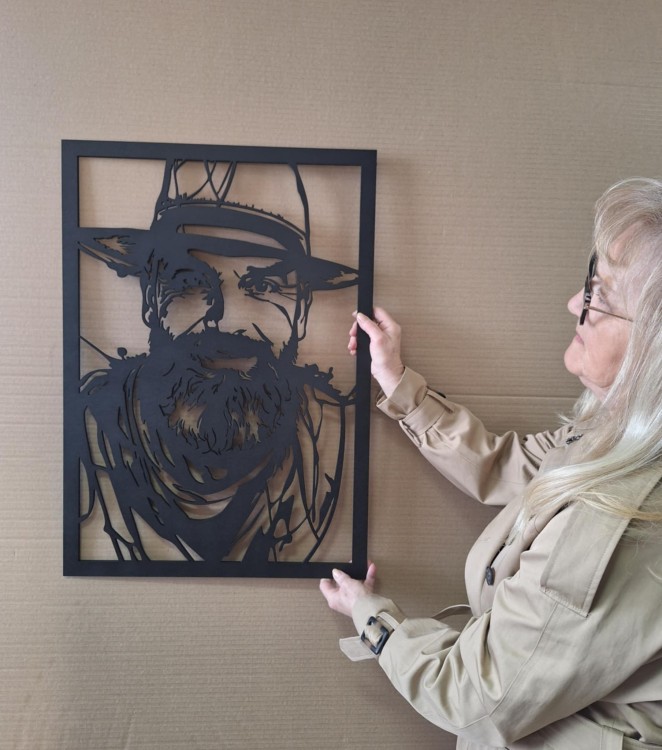 dekoracja ażurowa na ścianę